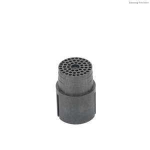 Boquilla microdifusora de acetal de grado m&eacute;dico moldeada por inyecci&oacute;n de precisi&oacute;n con matriz microperforada de 360&deg; y ranuras de alineaci&oacute;n para dispositivos respiratorios